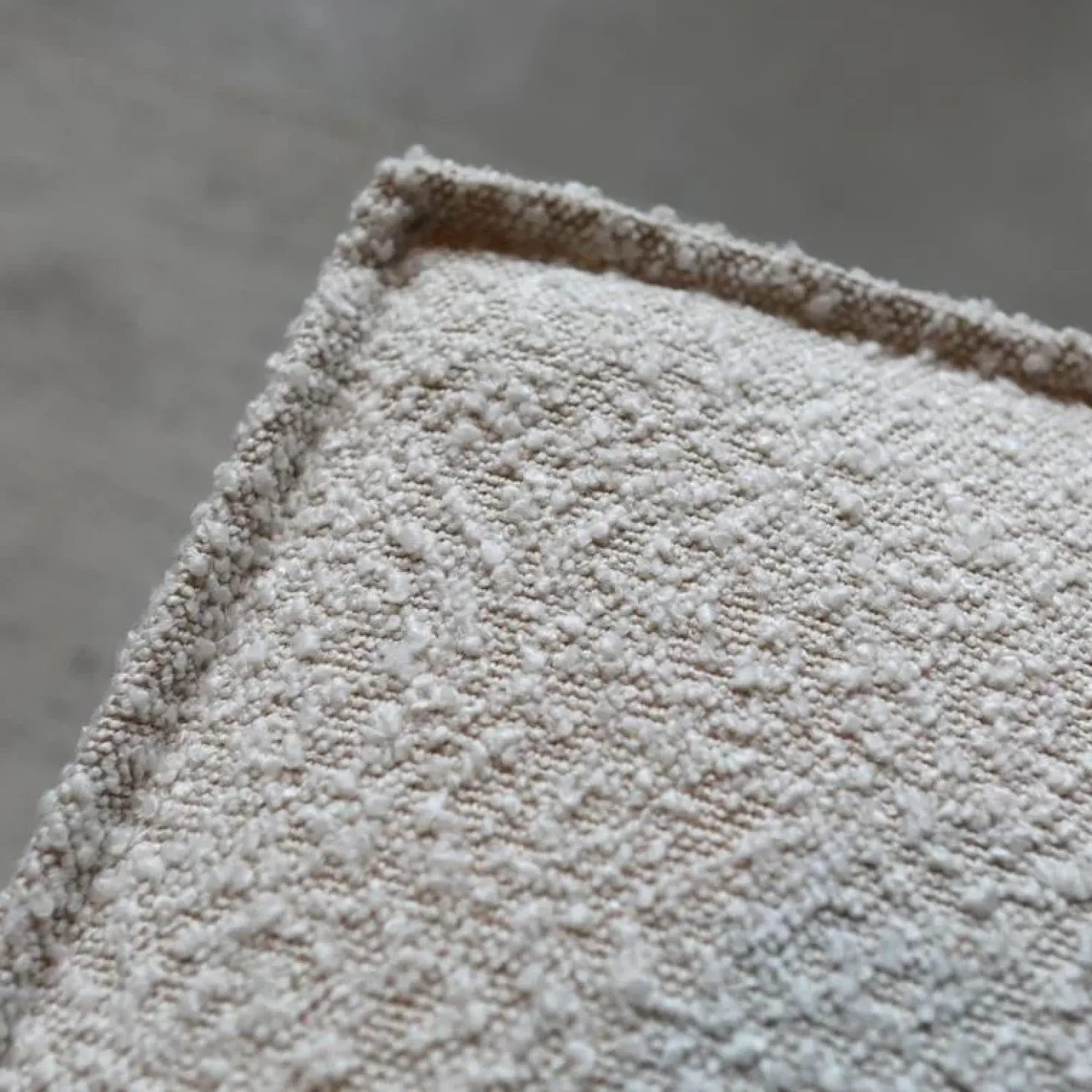 Bank Enzo Chaise longue rechts Bouclé wit
