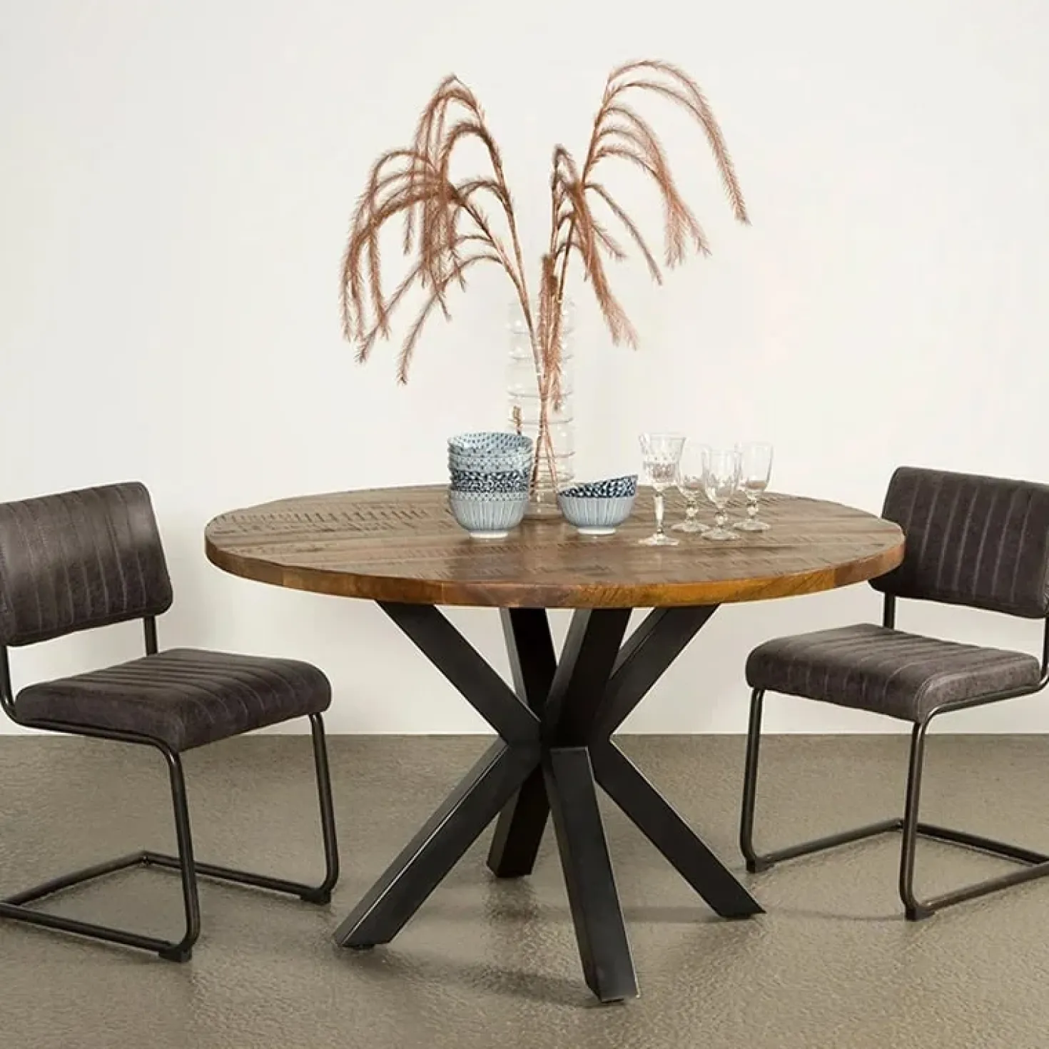 Basto Ronde Eettafel mango naturel matt 130x130cm