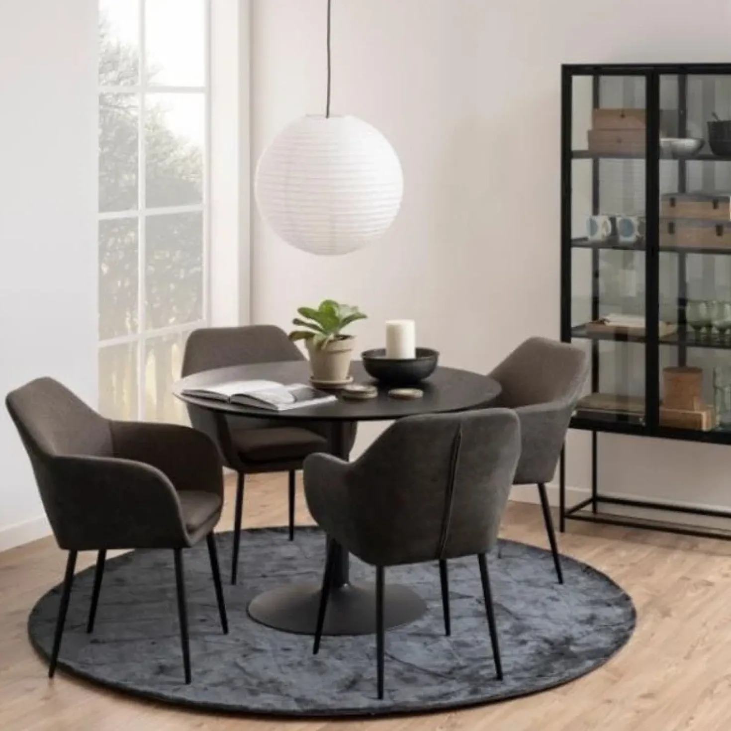 Brad Eettafel rond Zwart 110cm