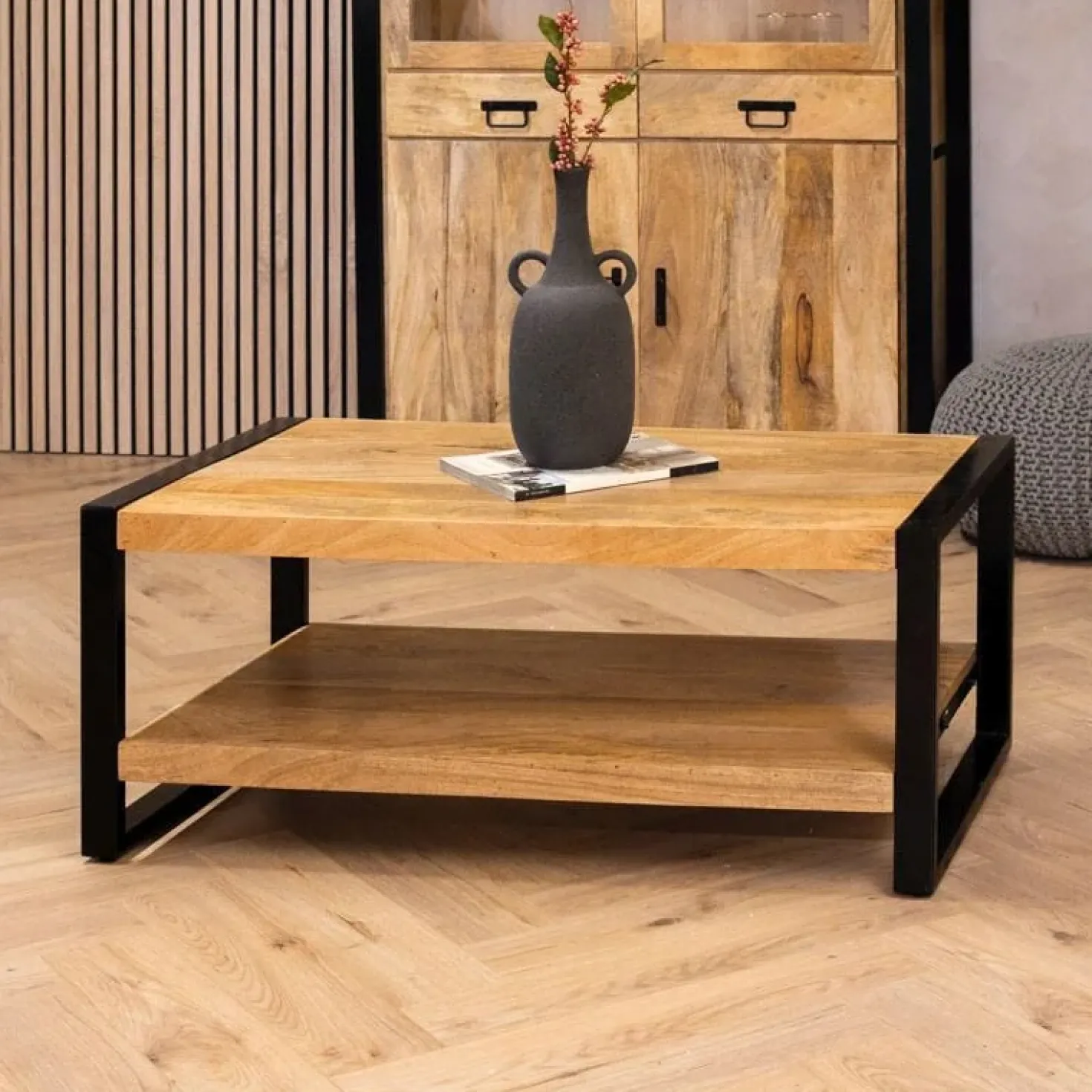 Britt salontafel industrieel mangohout 110cm met onderblad