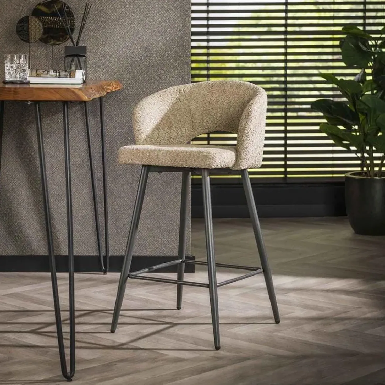 Cozy Barstoel Boucle Zand