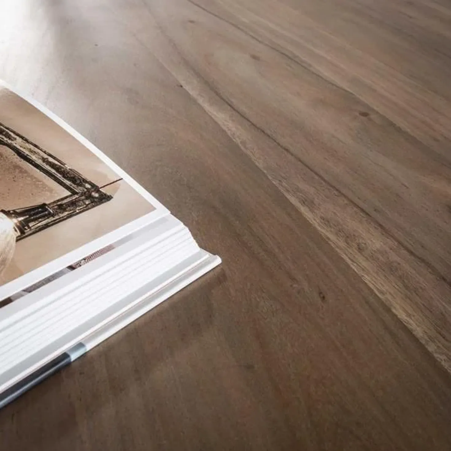 Eettafel Andreas organisch Acaciahout 244cm