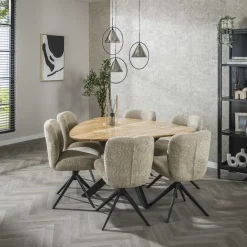 Eettafel Gambetti driehoekig acacia 135cm