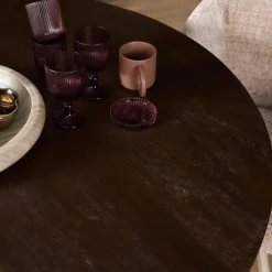 Eettafel Martin rond Walnoot Zand poot 150cm