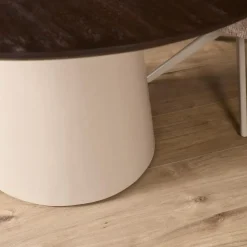 Eettafel Martin rond Walnoot Zand Dichte poot 130cm