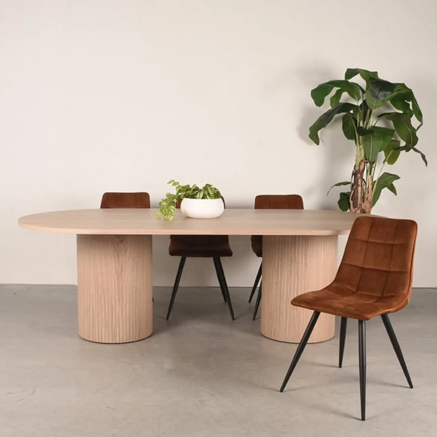 Eettafel Oliva Naturel Eikenhout ovaal 240cm