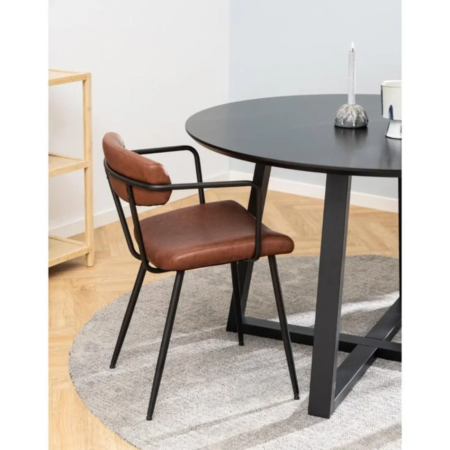 Elska Eettafel Rond Zwart 120cm