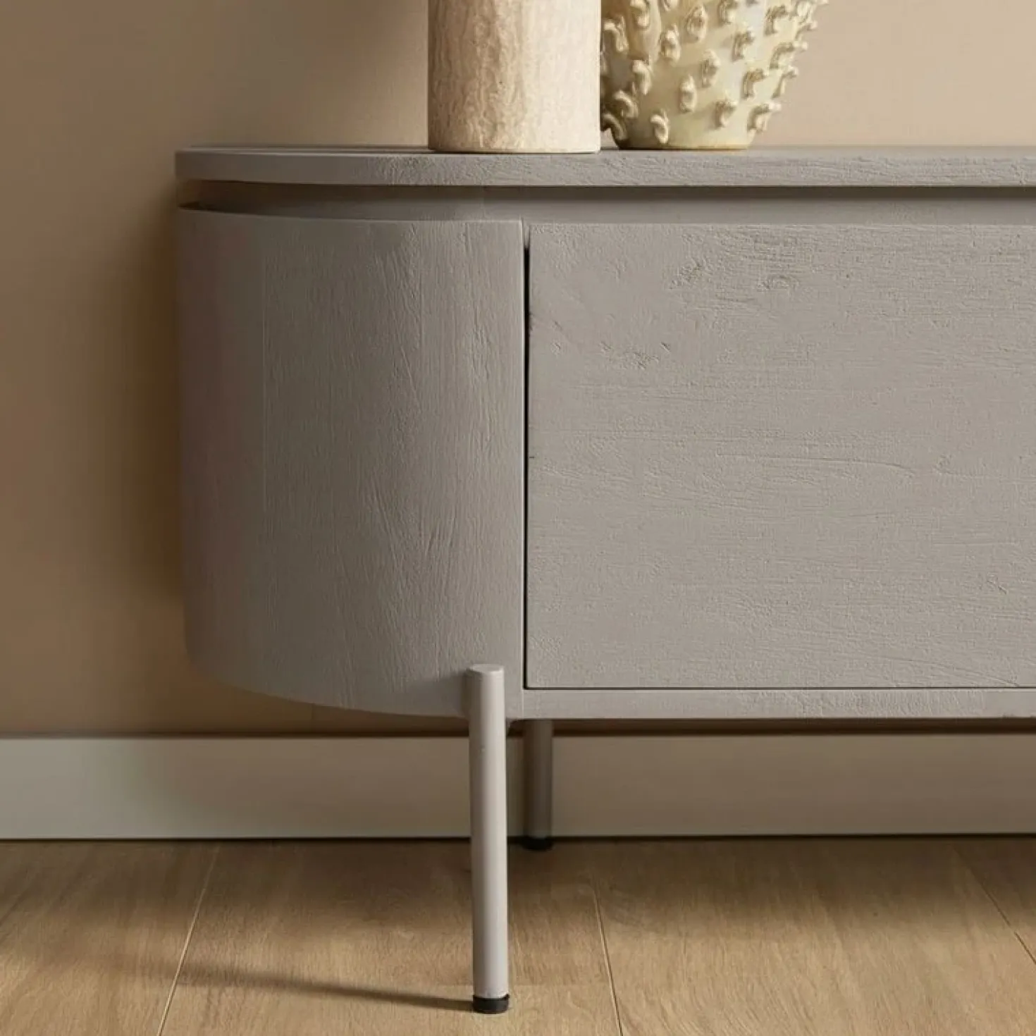 Evi Zwevend Tv meubel Taupe Mangohout 280cm