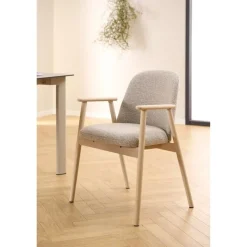 Evron Eetkamerstoel Beige met naturel poten