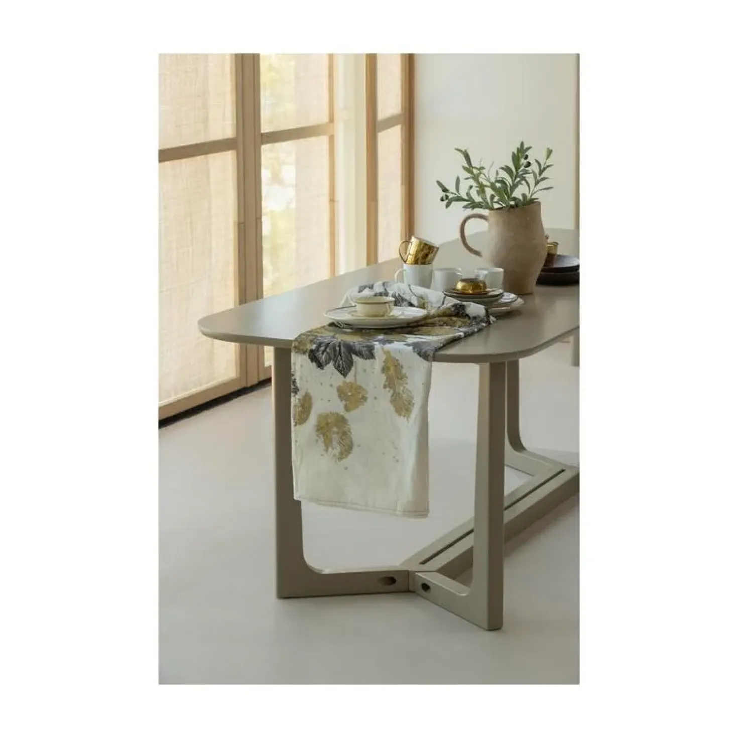Ferion Eettafel mangohout mud 240cm