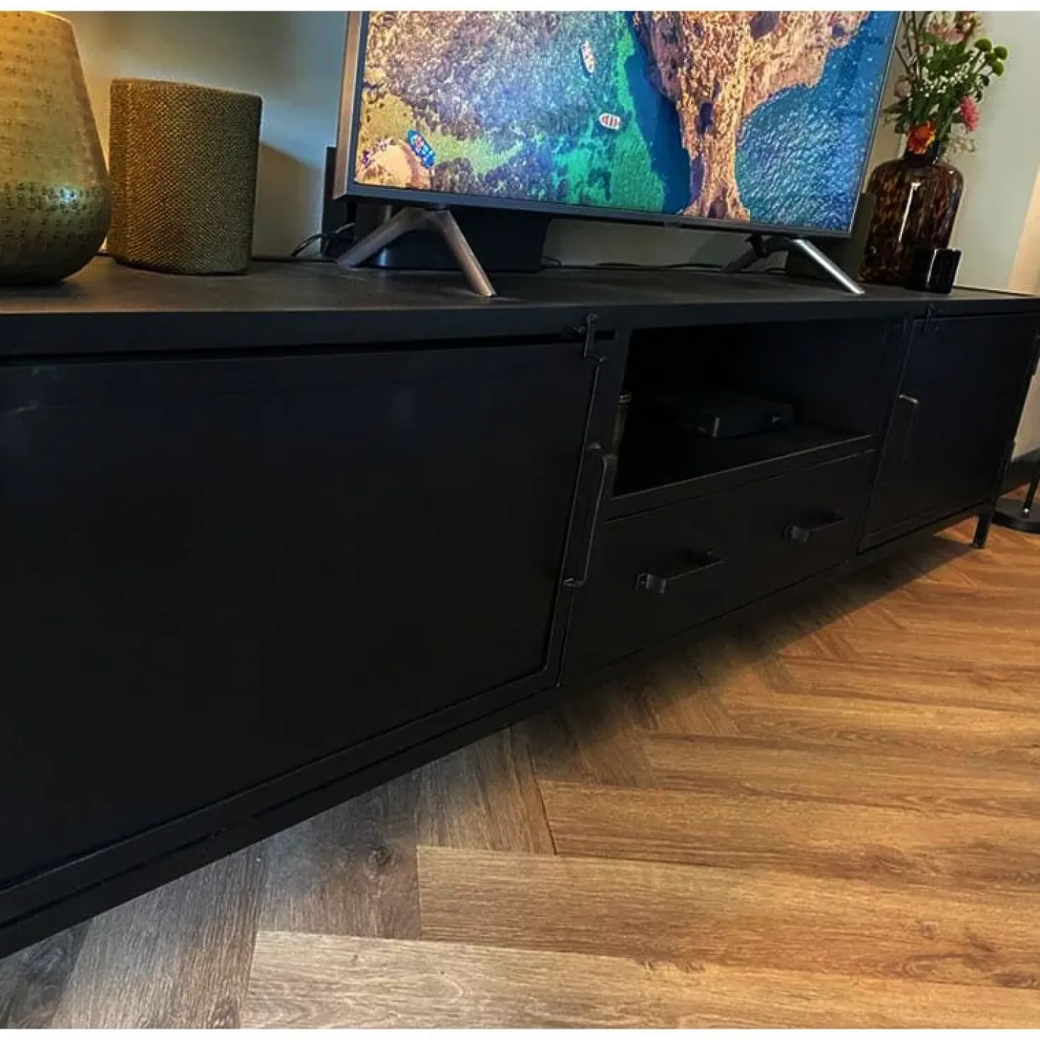 Figue tv meubel industrieel zwart metaal 240cm
