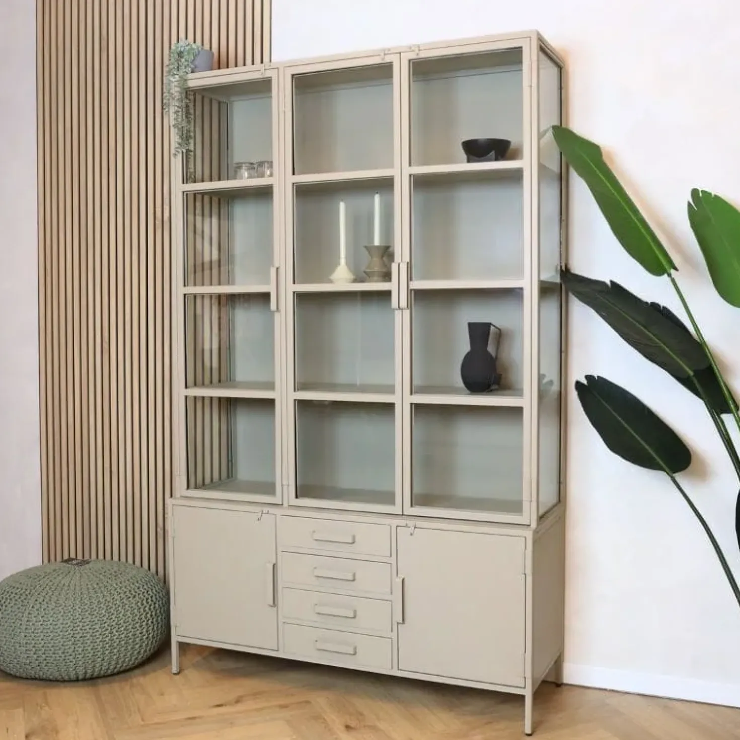 Figue vitrinekast hoog taupe 136cm