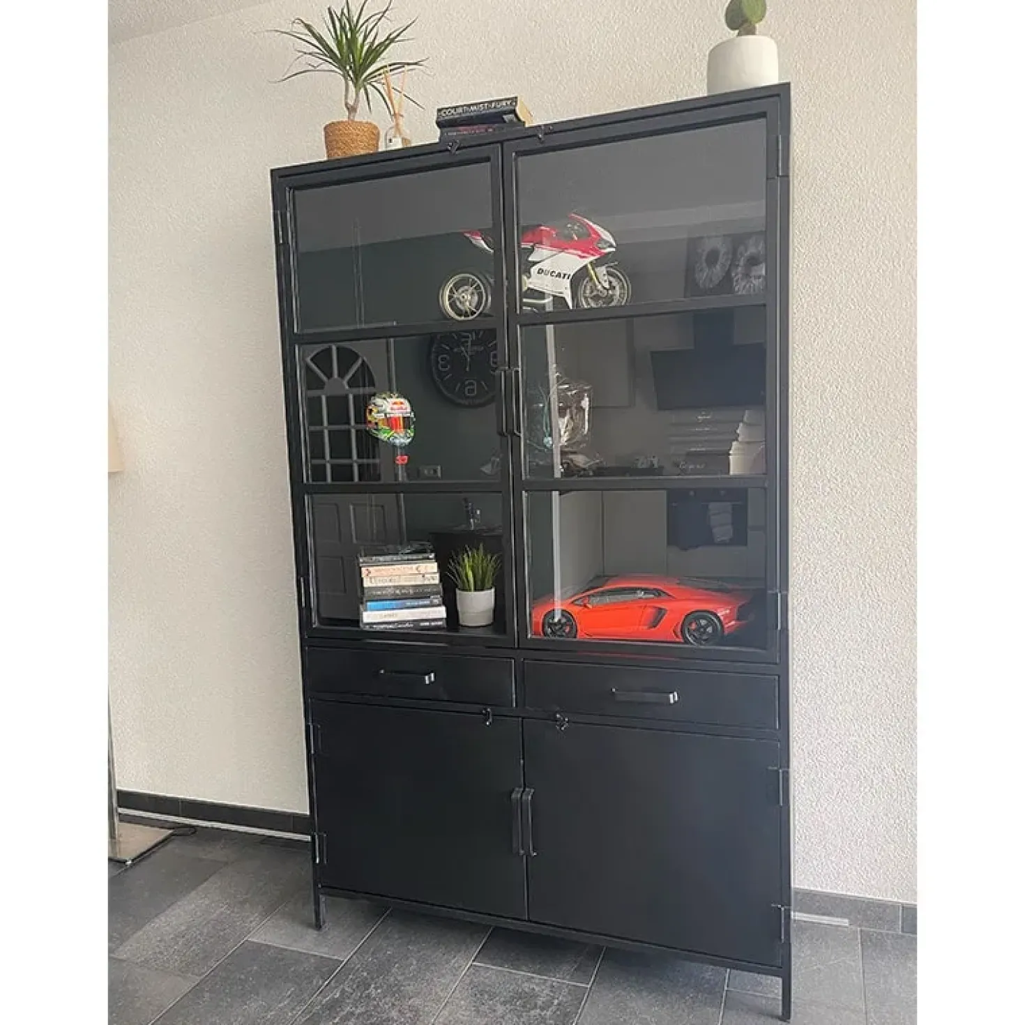Figue vitrinekast industrieel zwart 120cm
