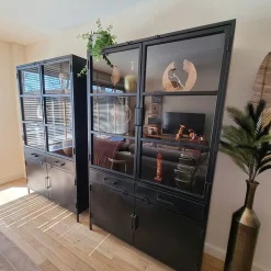 Figue vitrinekast industrieel zwart 120cm