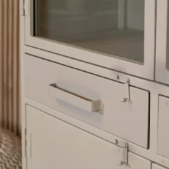 Figue vitrinekast industrieel taupe binnenkant 90cm