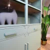 Figue vitrinekast industrieel olijfgroen / houten planken 120cm