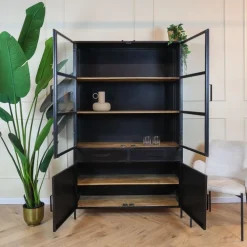 Figue vitrinekast industrieel zwart houten planken 120cm