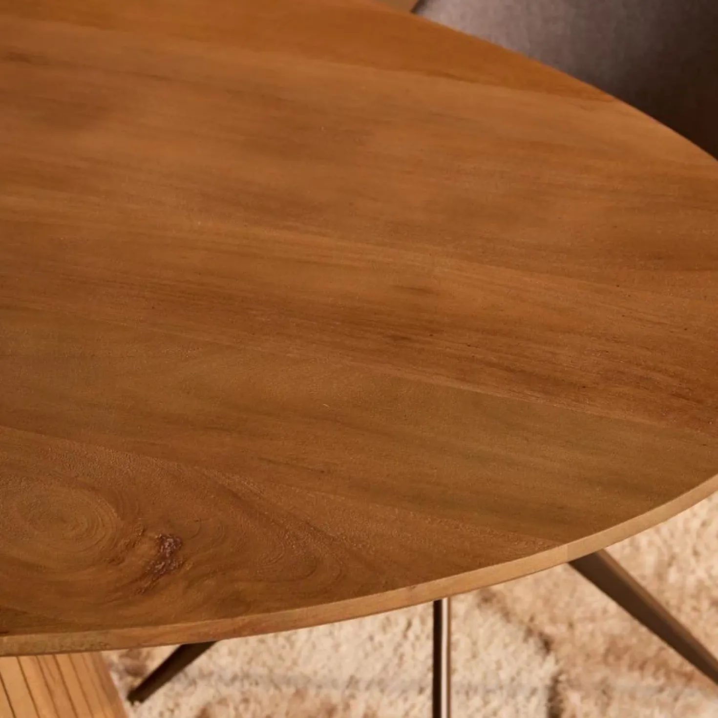 Livia Eettafel Ovaal Naturel 240cm