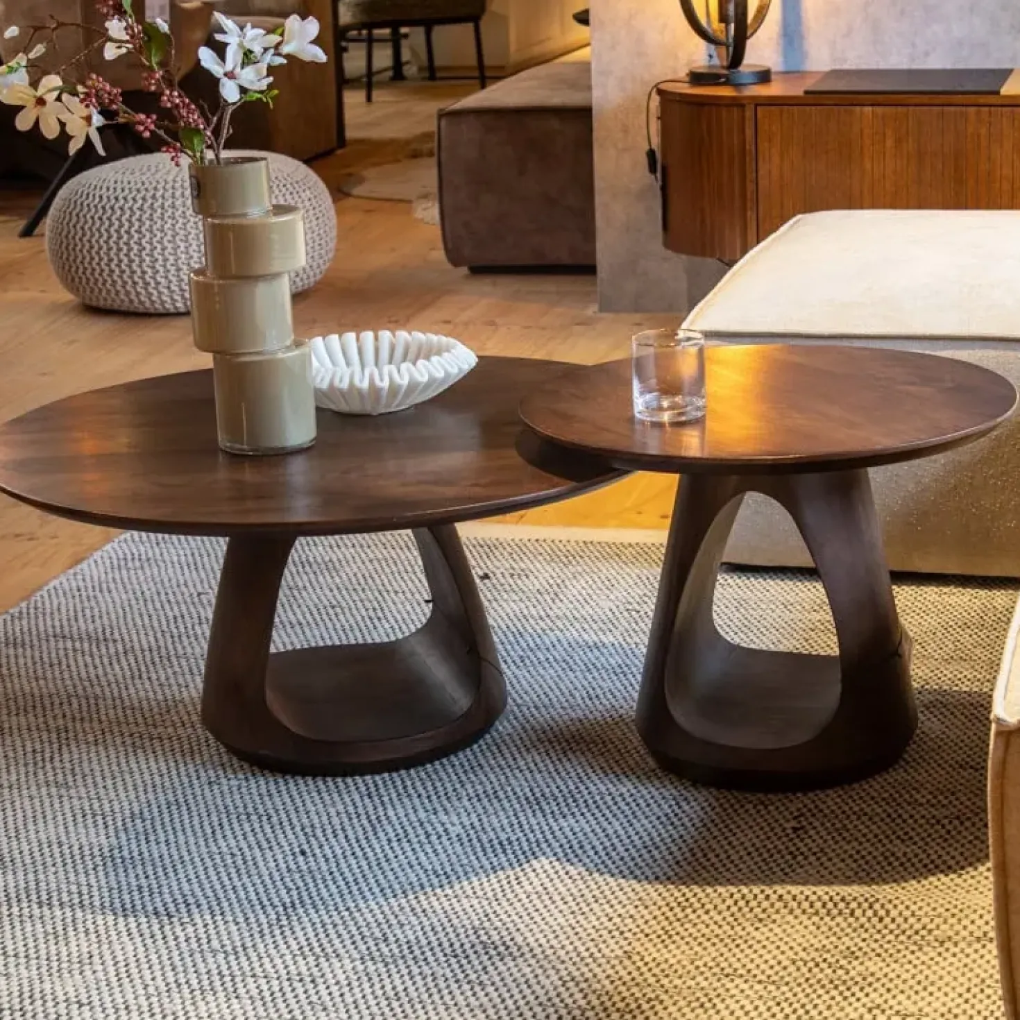 Mike Salontafel set van 2 large & small Walnoot