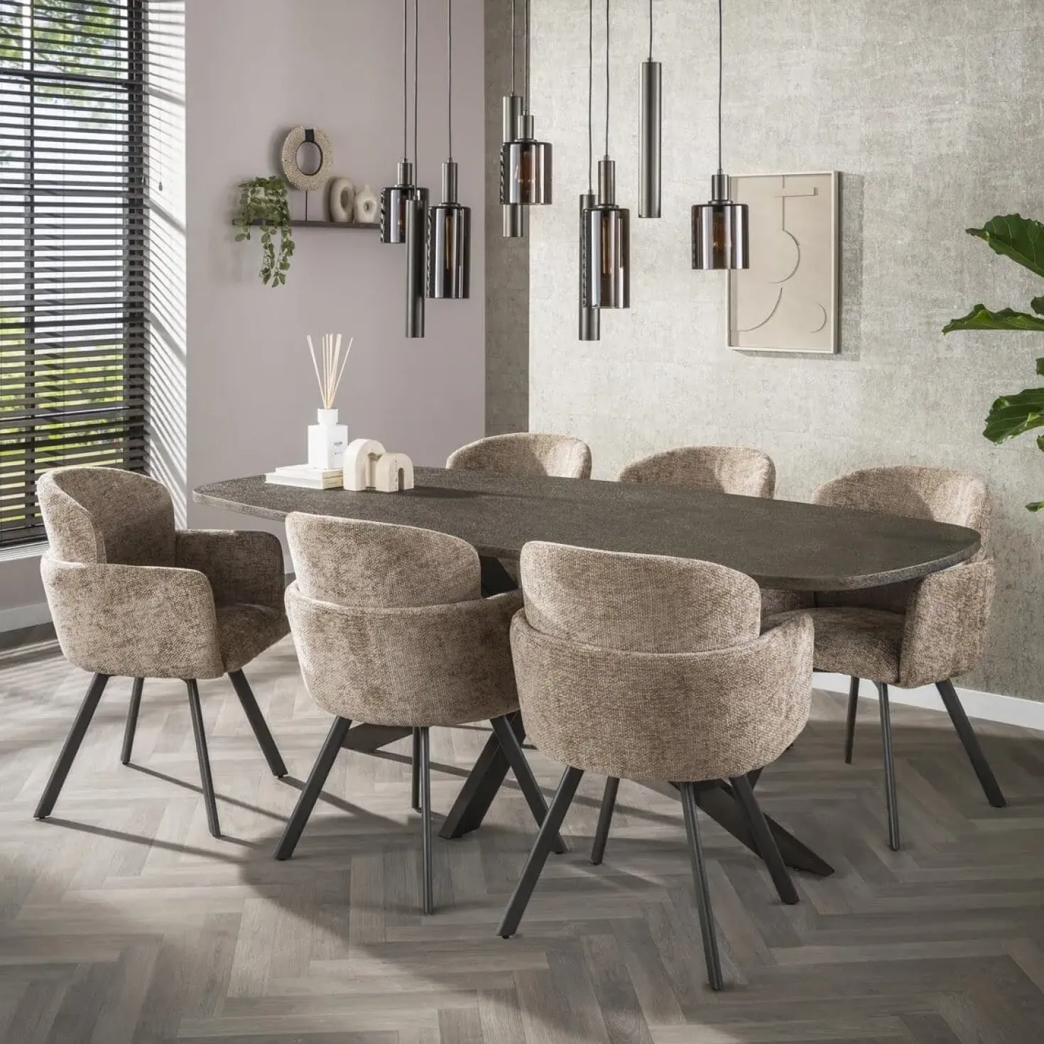 Miles Eettafel deens ovaal Brons 215cm