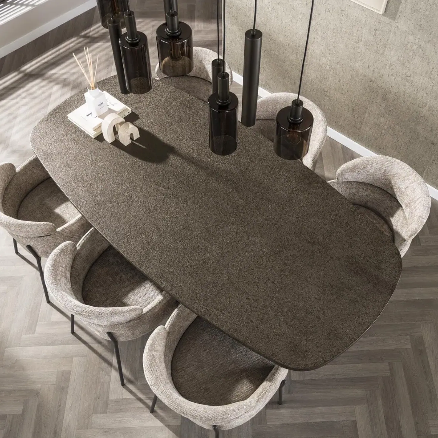 Miles Eettafel deens ovaal Brons 215cm