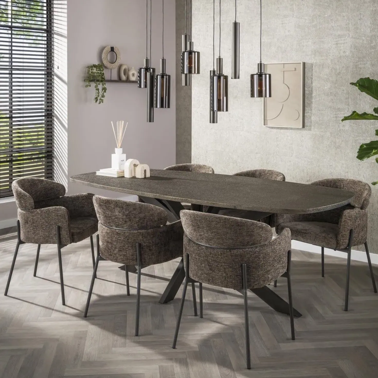 Miles Eettafel deens ovaal Brons 215cm