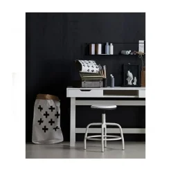 Nikki Bureau Dennenhout Wit 140cm