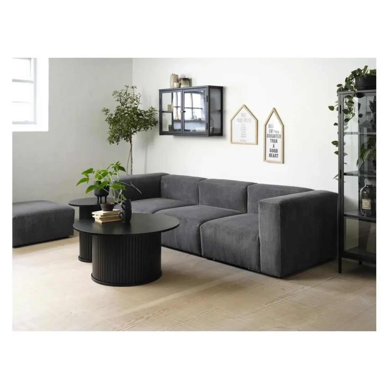 Nita bijzettafel zwart 50cm