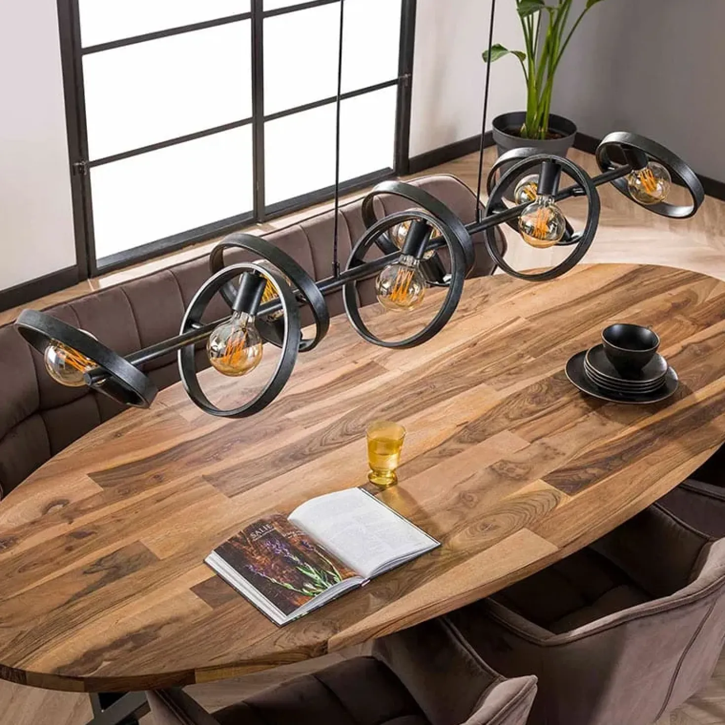 Octavia 8-lichts hanglamp industrieel