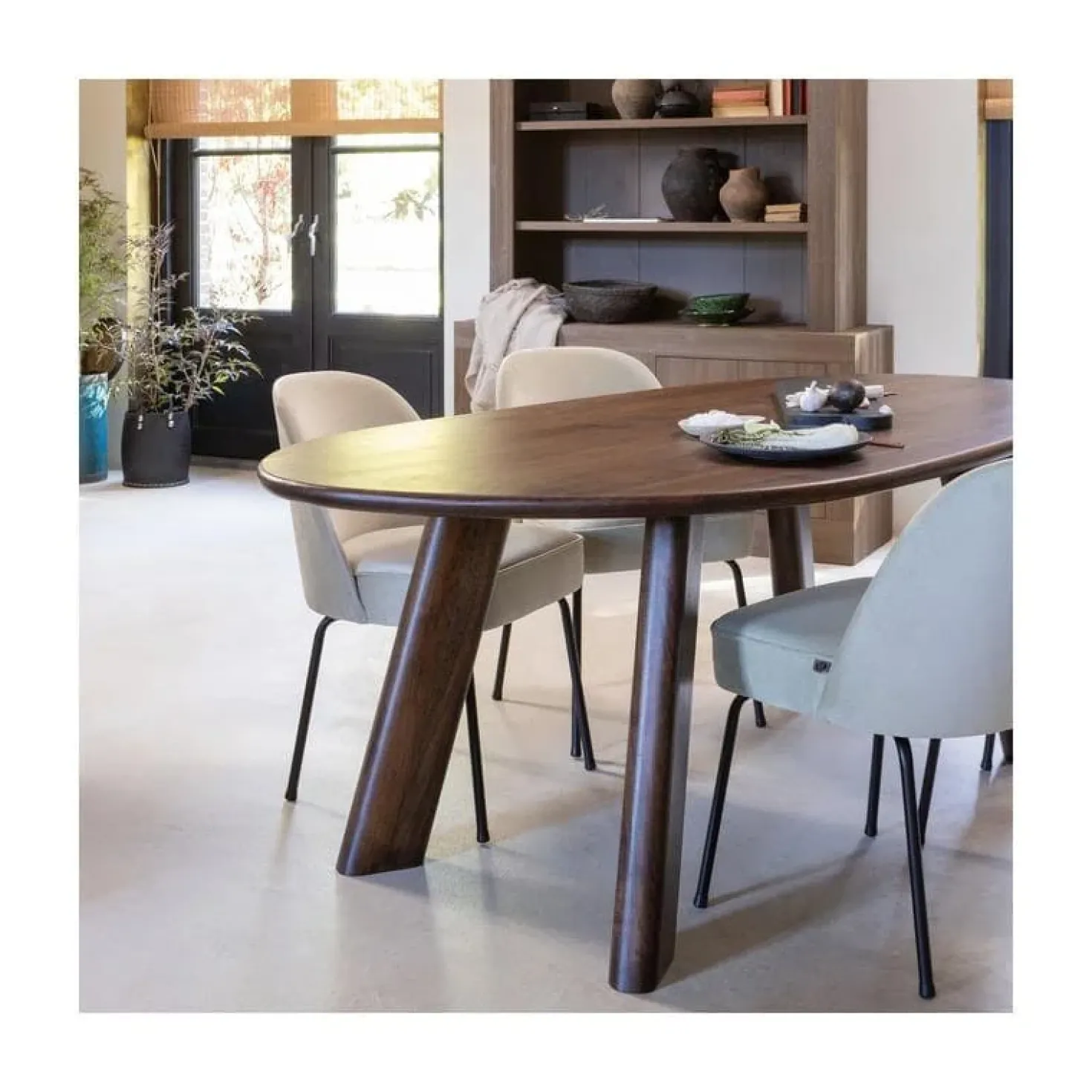 Roundly Eettafel organisch Mangohout Walnoot 200cm