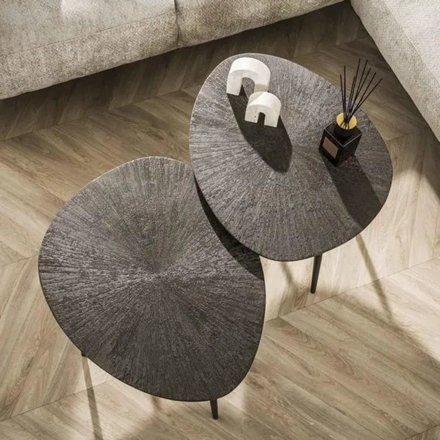 Russell Salontafel set van 2 organisch Brons