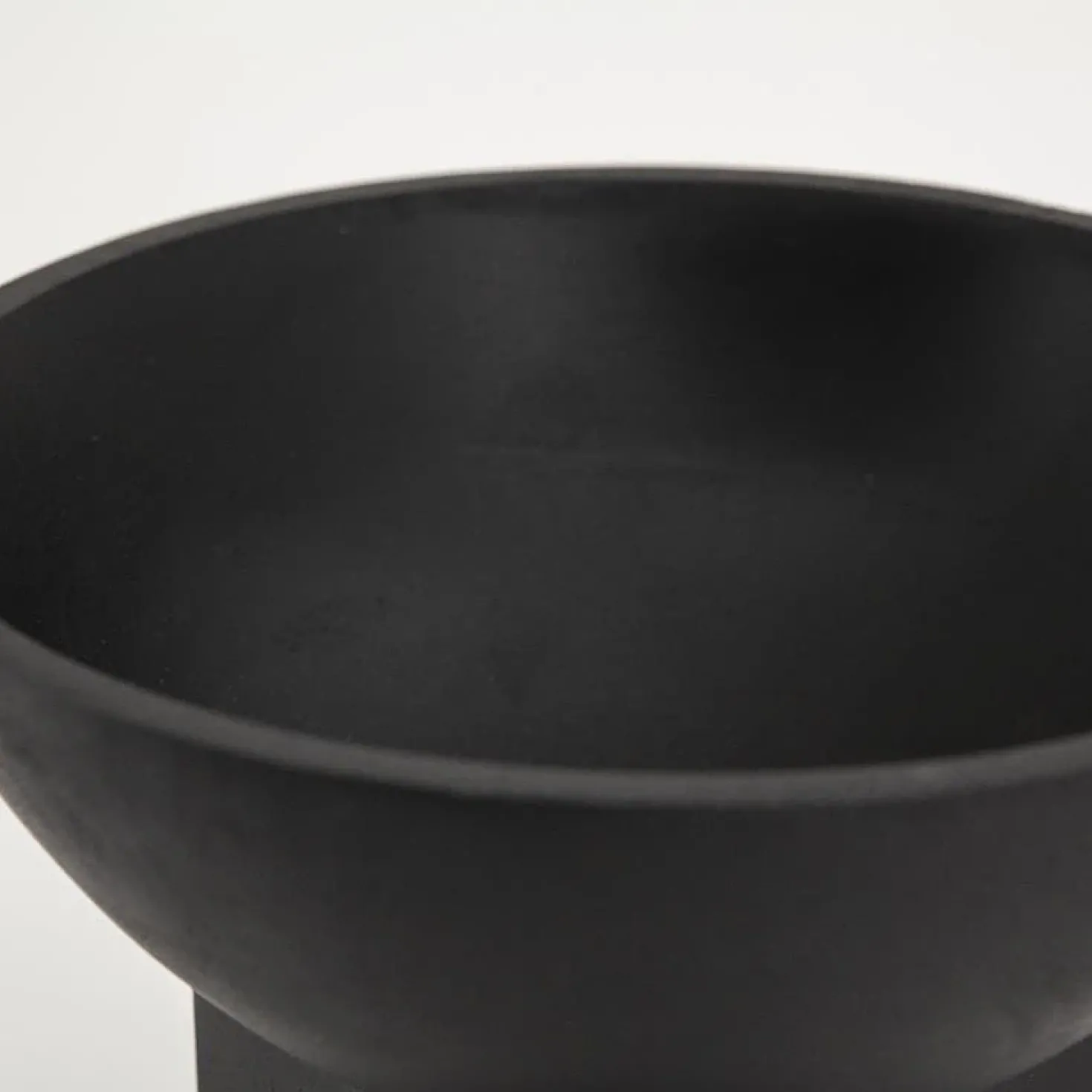 Schaal Bora medium zwart