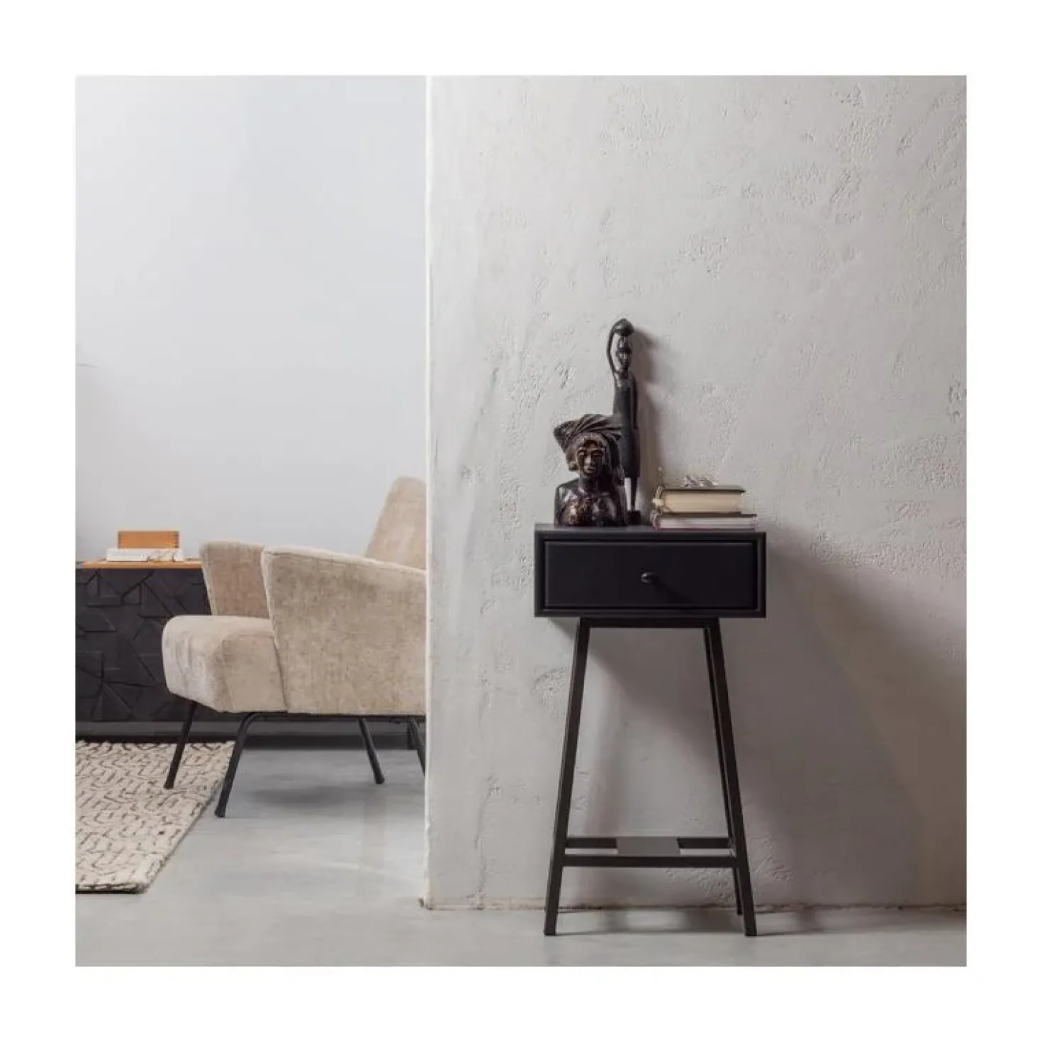 Skybox Sidetable Mangohout Zwart 40cm