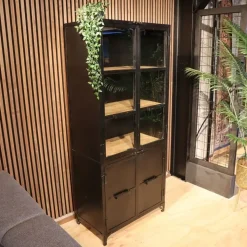 Smalle vitrinekast Garcia industrieel zwart hout 80cm