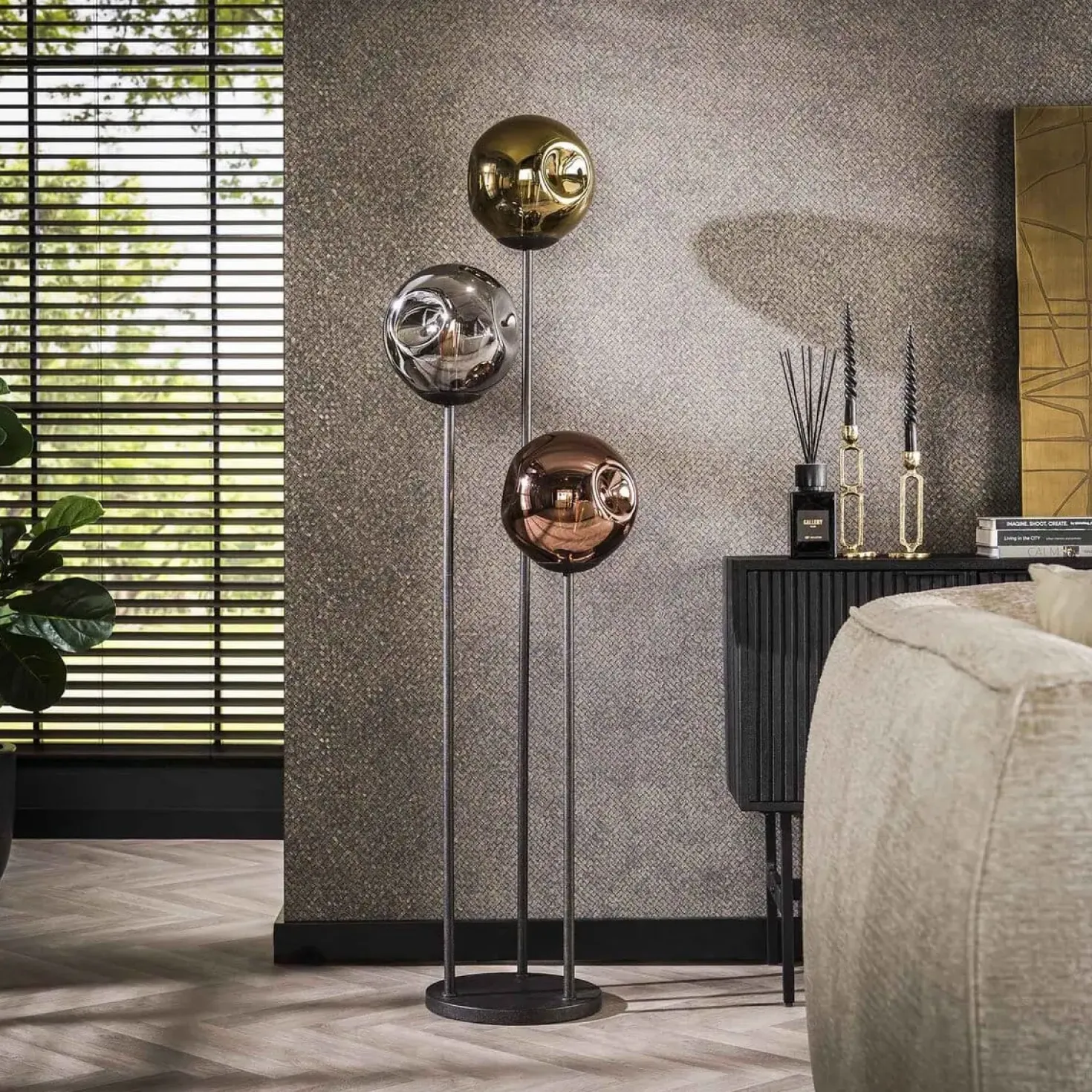 Solaro 3-lichts staande Vloerlamp industrieel