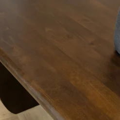 Tobias Eetkamertafel Walnoot 200cm
