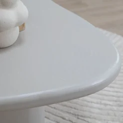 Tove Salontafel Organisch Beton cire 130cm