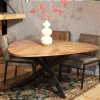 Trivero eetkamertafel driehoek 150cm naturel